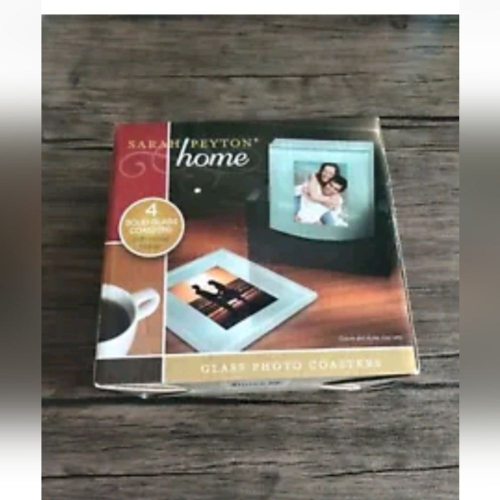 Sarah Peyton Home Glass Photo Coasters with Wood Holder New Open Box 4 pc